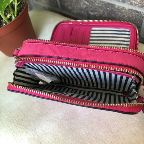 Lily & Ivy Crossbody Purse - Picture 7 of 8